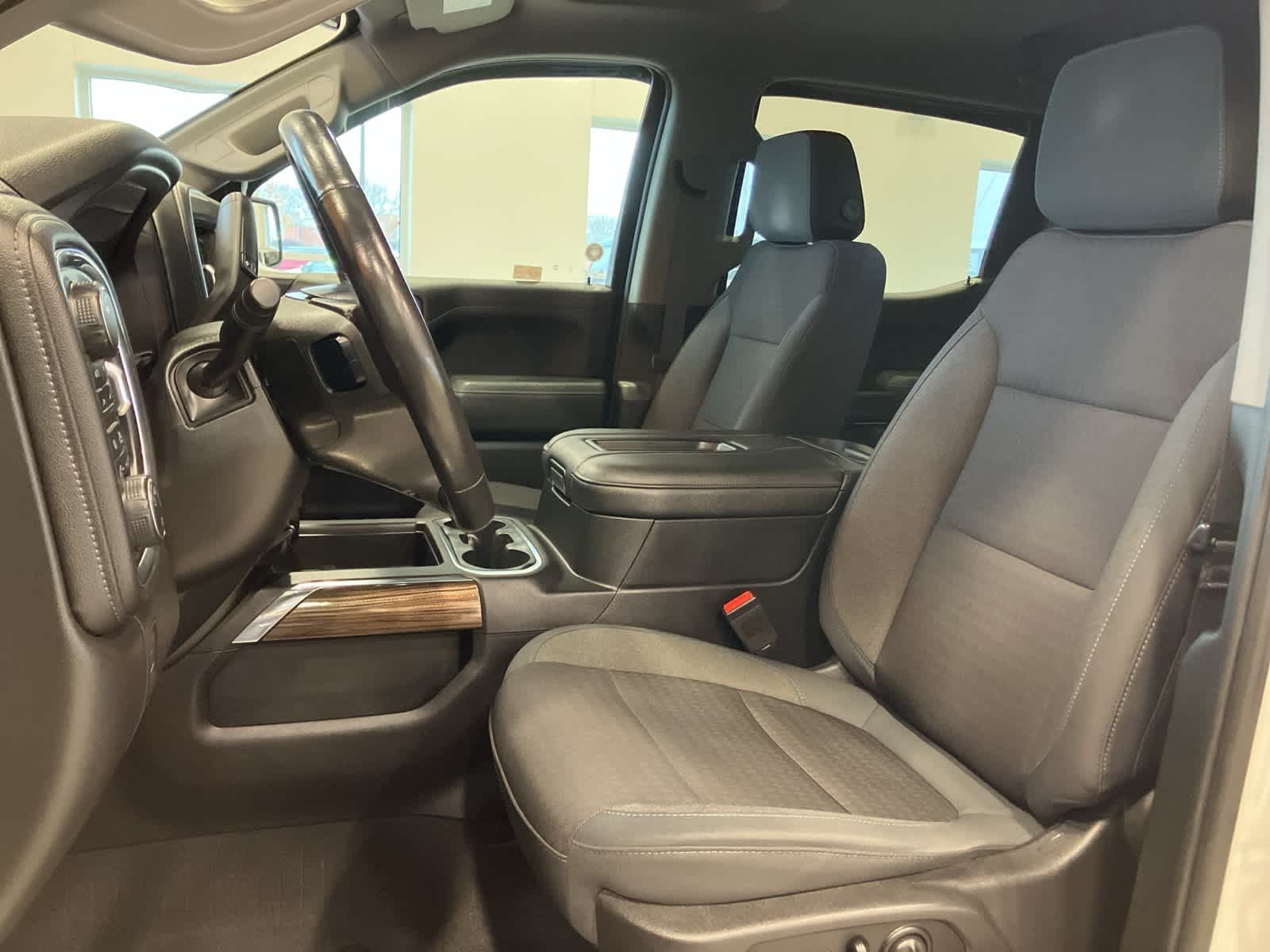 Thumbnail: 2019 Chevrolet Silverado 1500 - 10