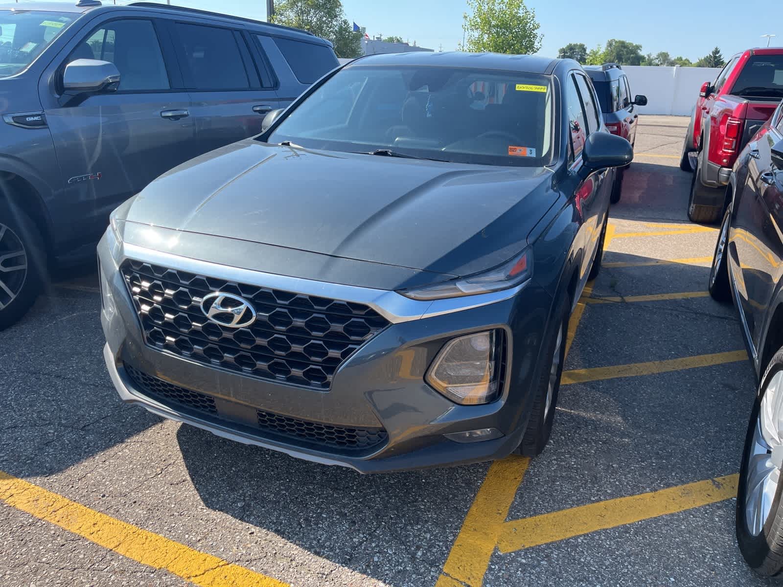 Thumbnail: 2019 Hyundai Santa Fe - 4