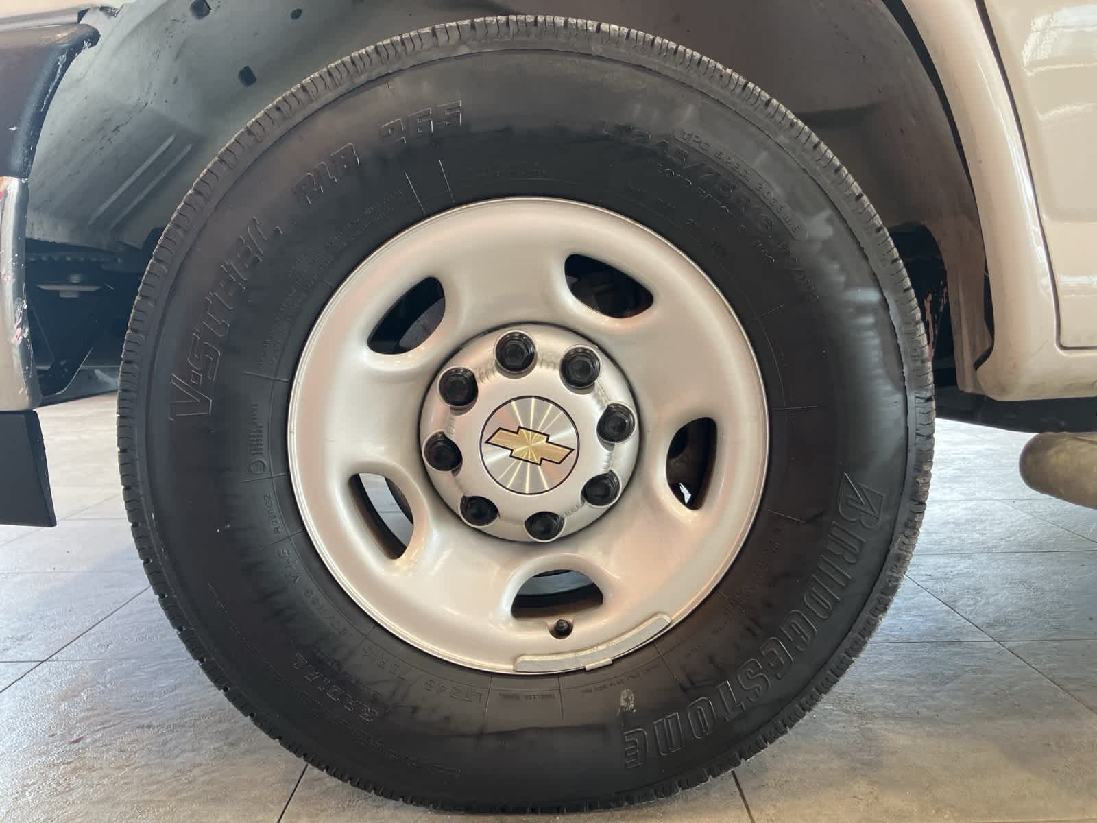 Thumbnail: 2024 Chevrolet Express - 9