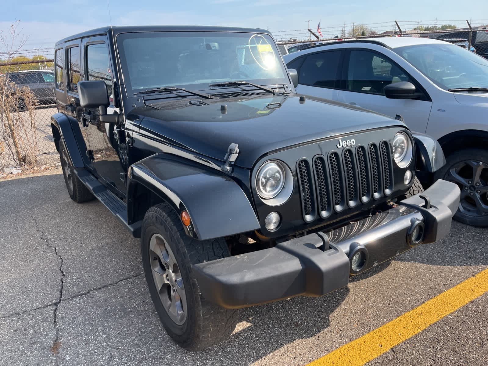 Thumbnail: 2016 Jeep Wrangler - 19