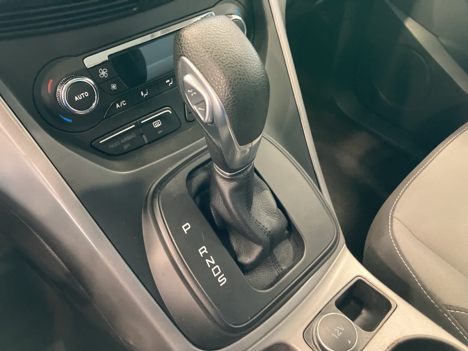 Thumbnail: 2014 Ford Escape - 16
