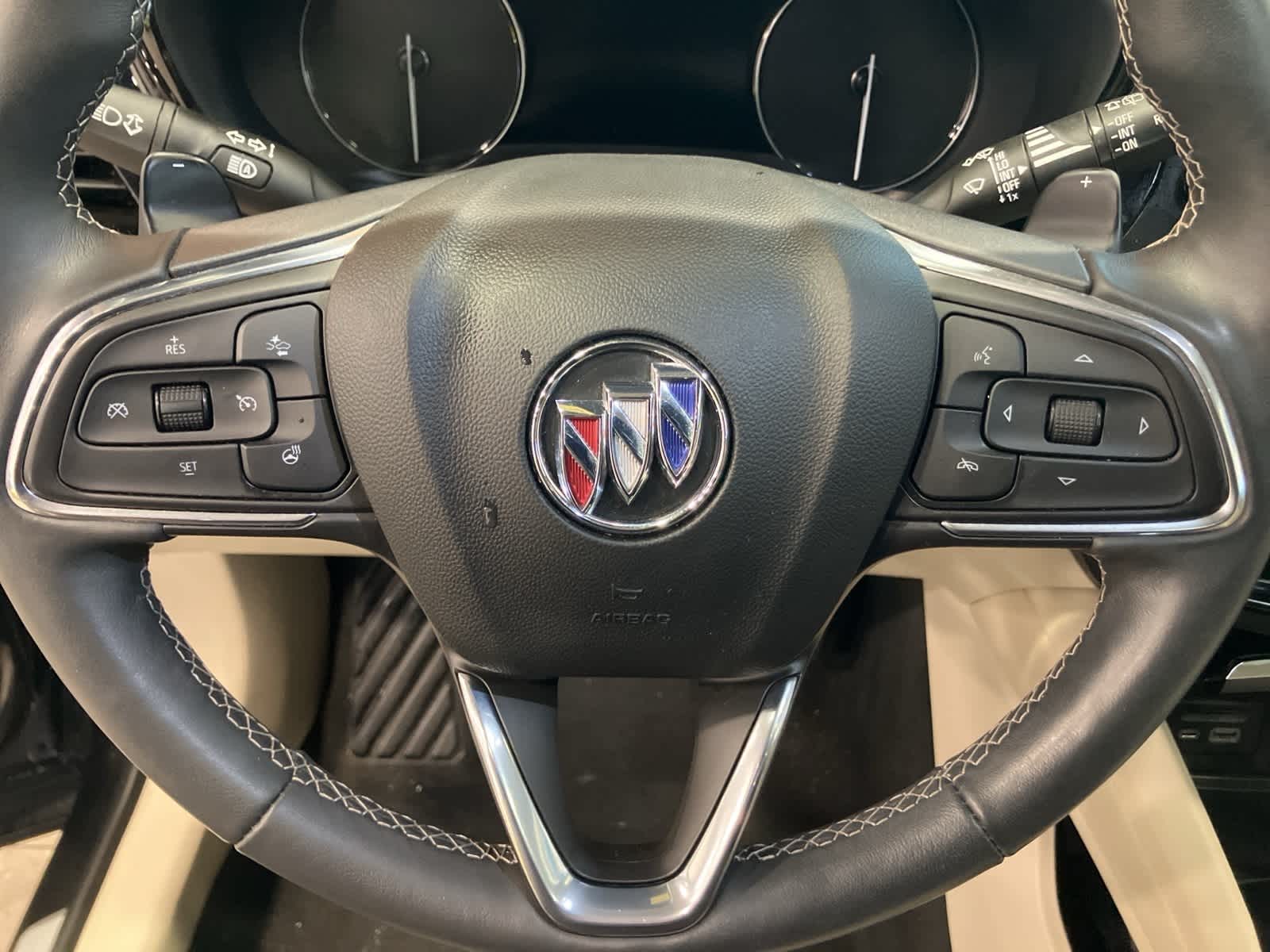 Thumbnail: 2023 Buick Envision - 19