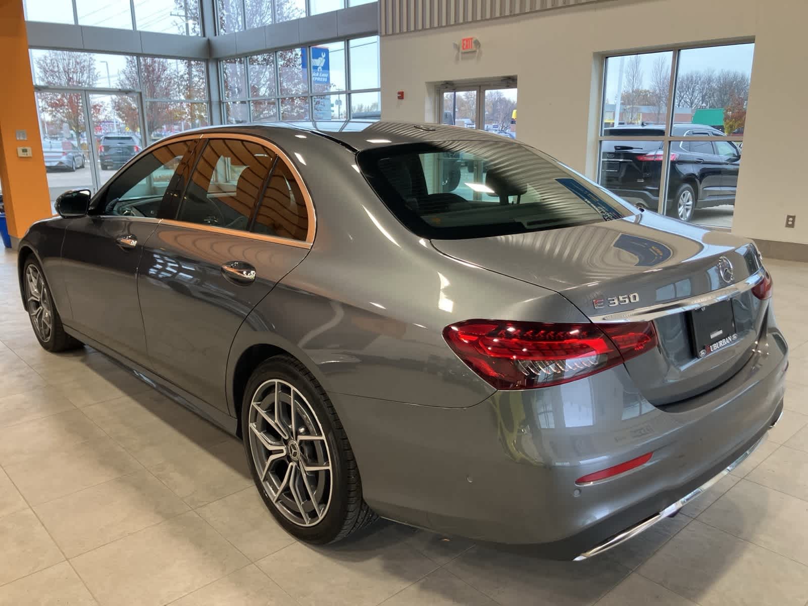 Thumbnail: 2022 Mercedes-Benz E-Class - 7