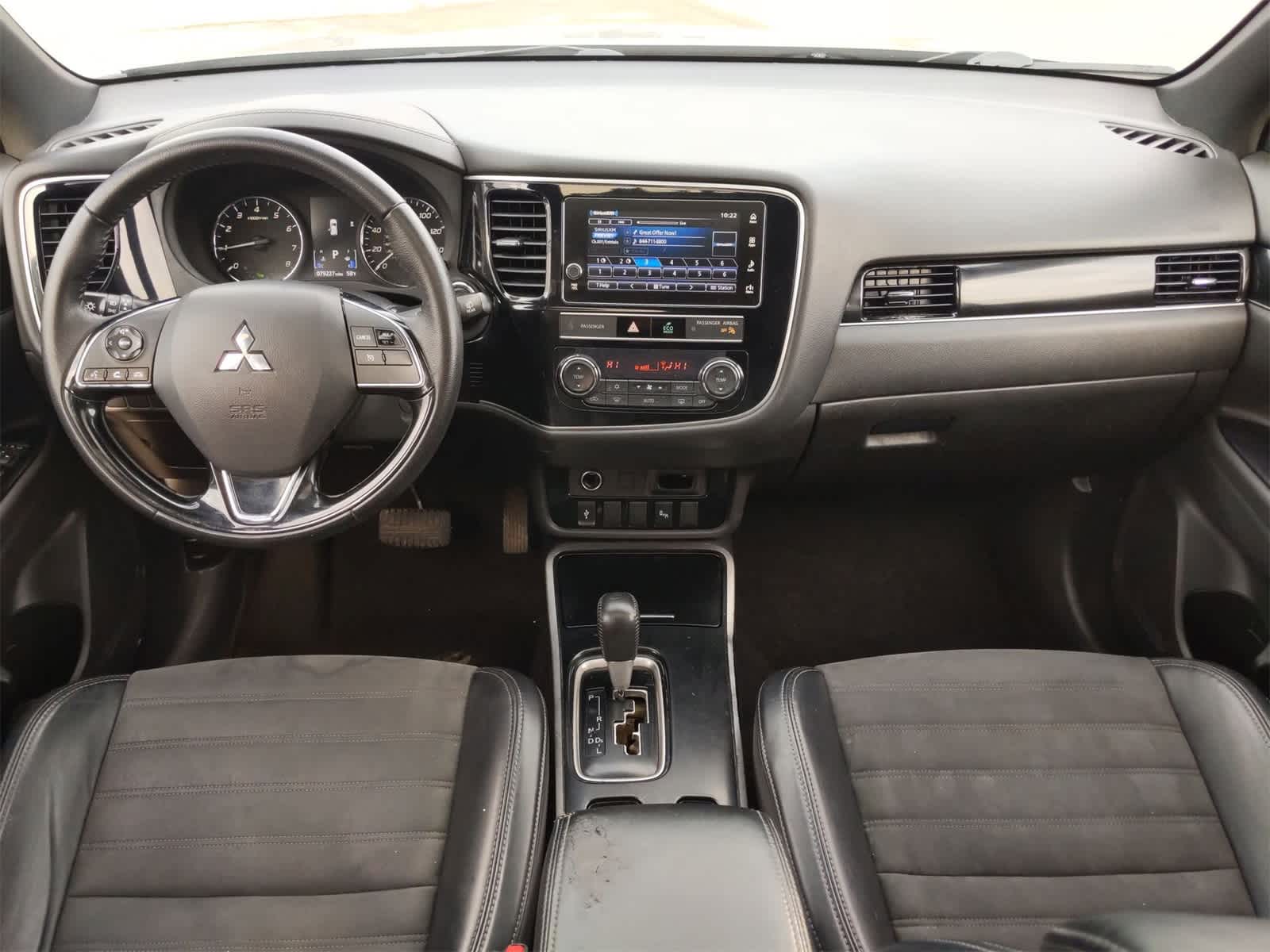 2019 Mitsubishi Outlander LE 15