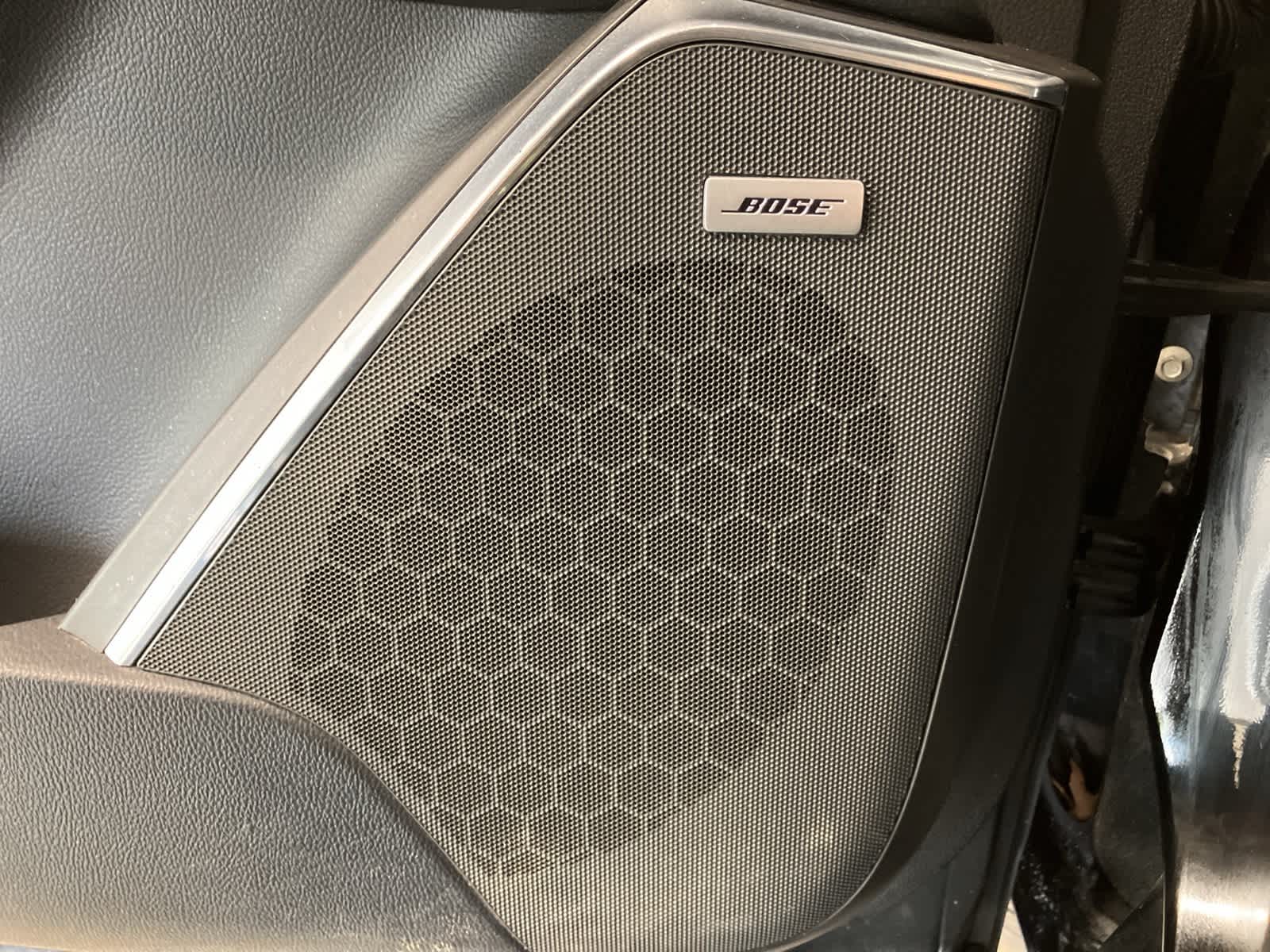 Thumbnail: 2017 Cadillac Escalade - 15