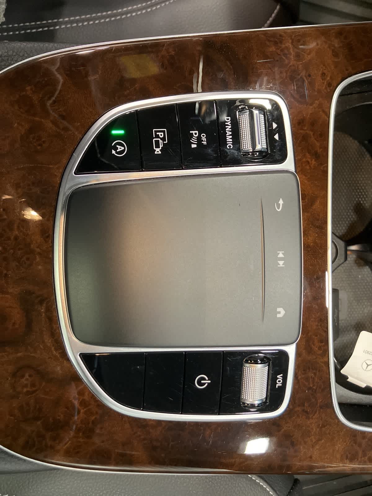 Thumbnail: 2022 Mercedes-Benz E-Class - 20