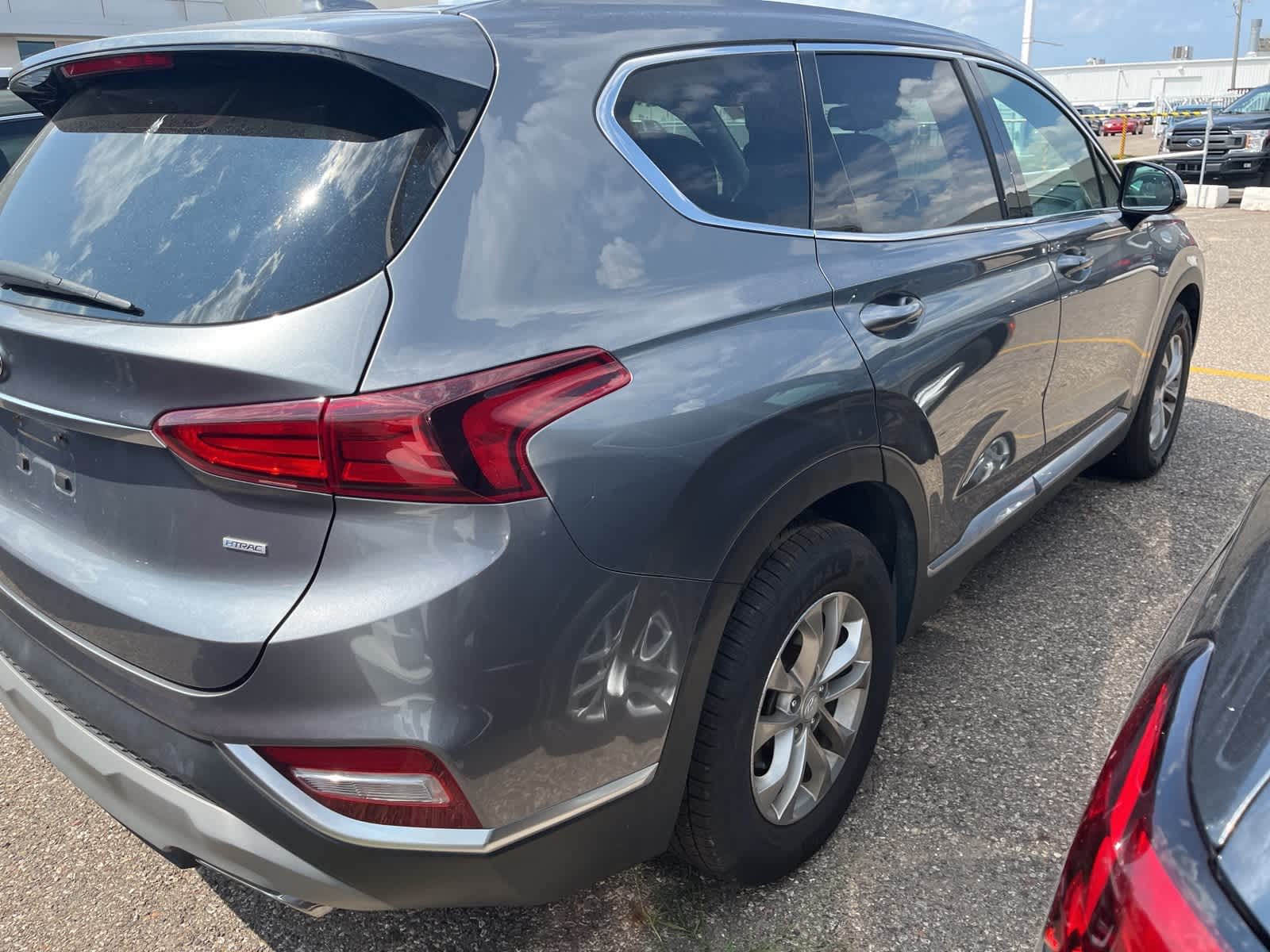 Thumbnail: 2019 Hyundai Santa Fe - 12