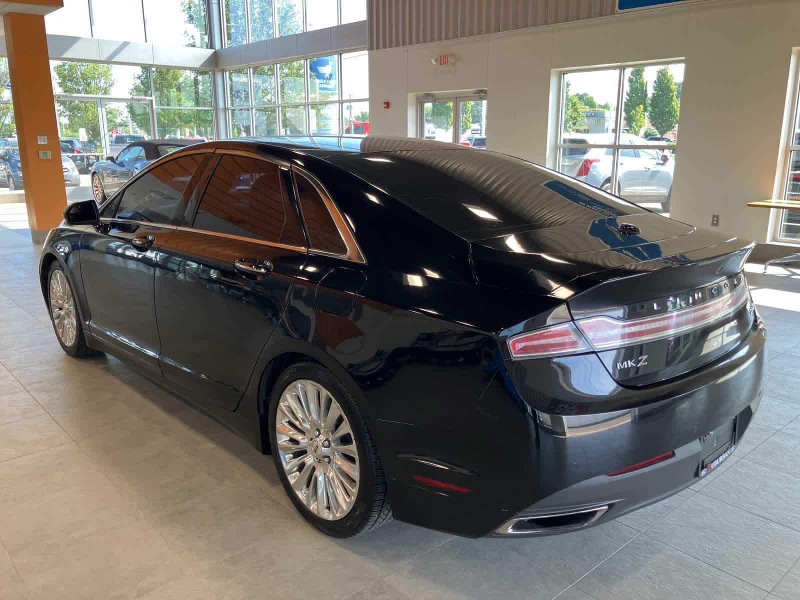 Thumbnail: 2016 Lincoln MKZ - 7