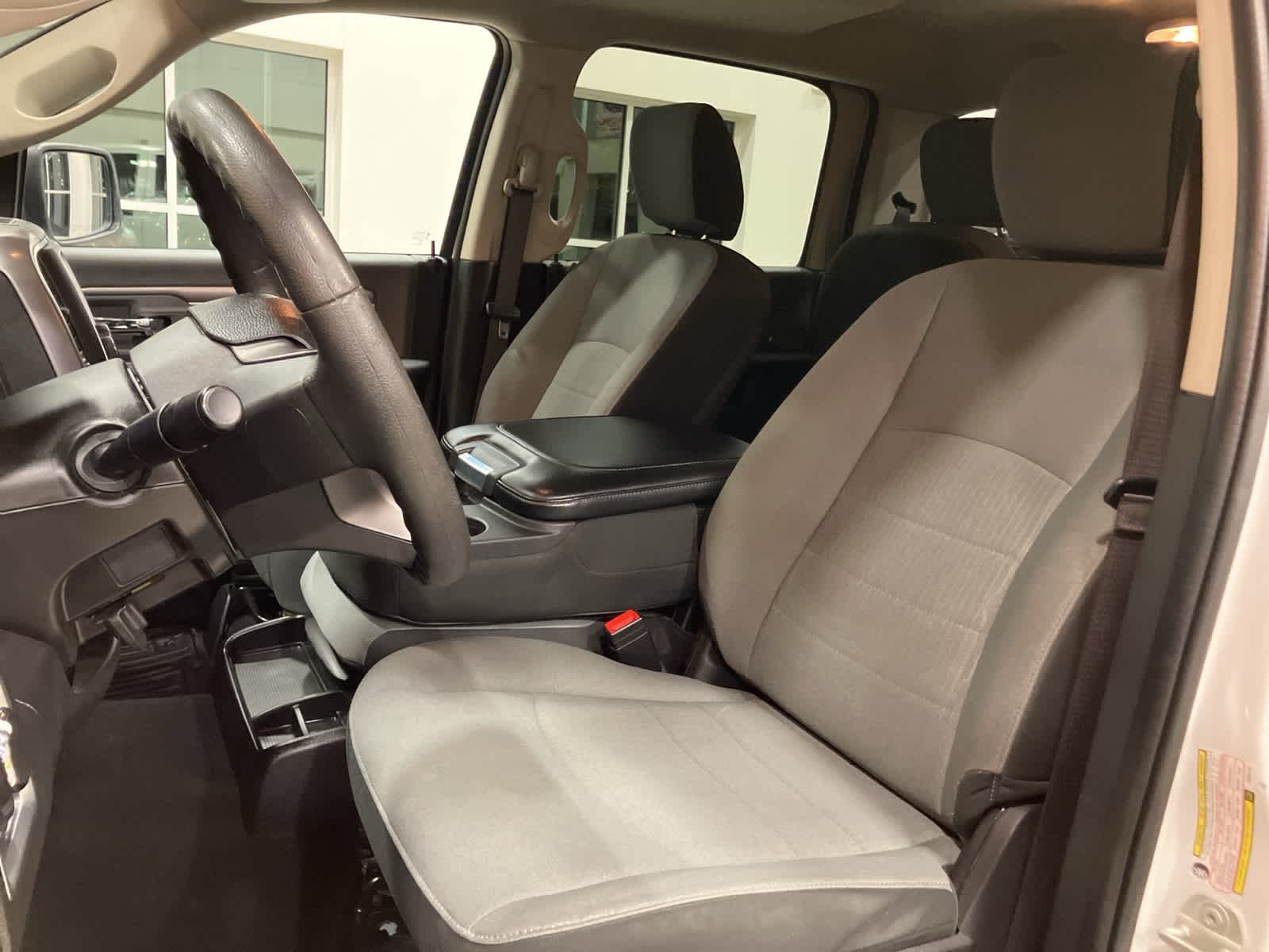 Thumbnail: 2023 RAM 1500 Classic - 10