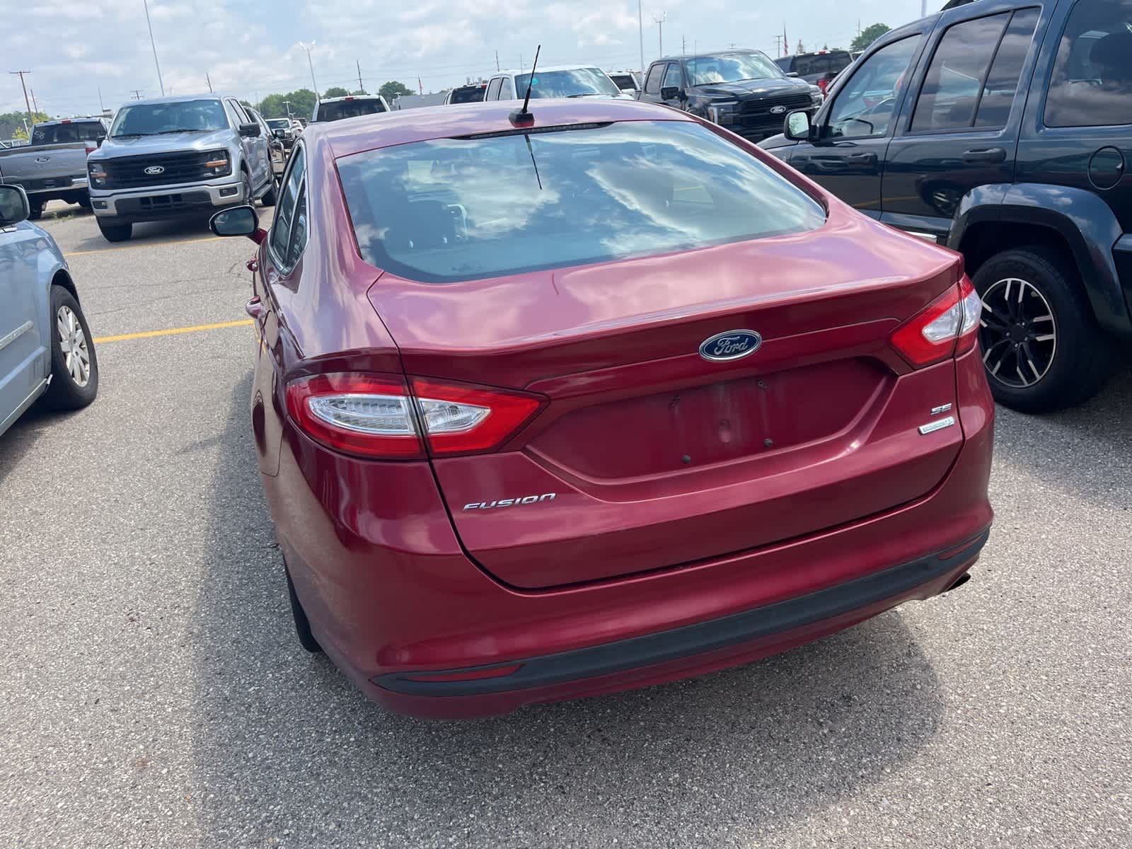Thumbnail: 2014 Ford Fusion - 9
