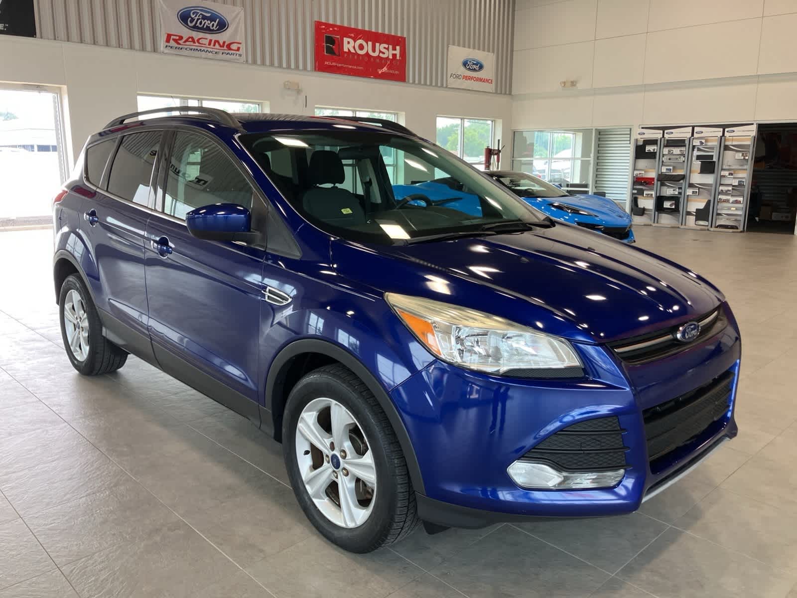 Thumbnail: 2014 Ford Escape - 3