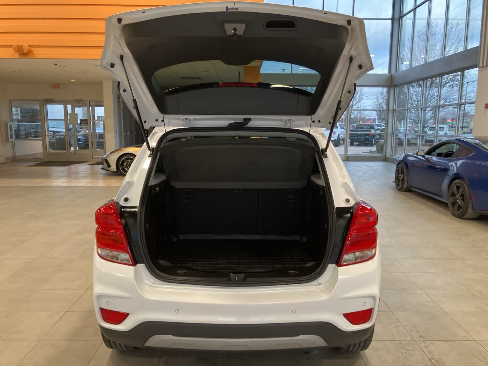 Thumbnail: 2018 Chevrolet Trax - 25