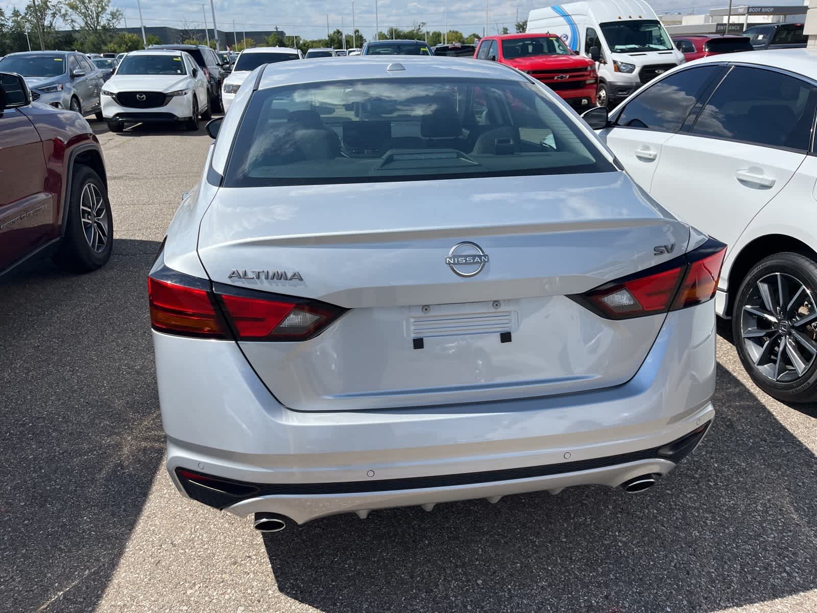 Thumbnail: 2024 Nissan Altima - 10