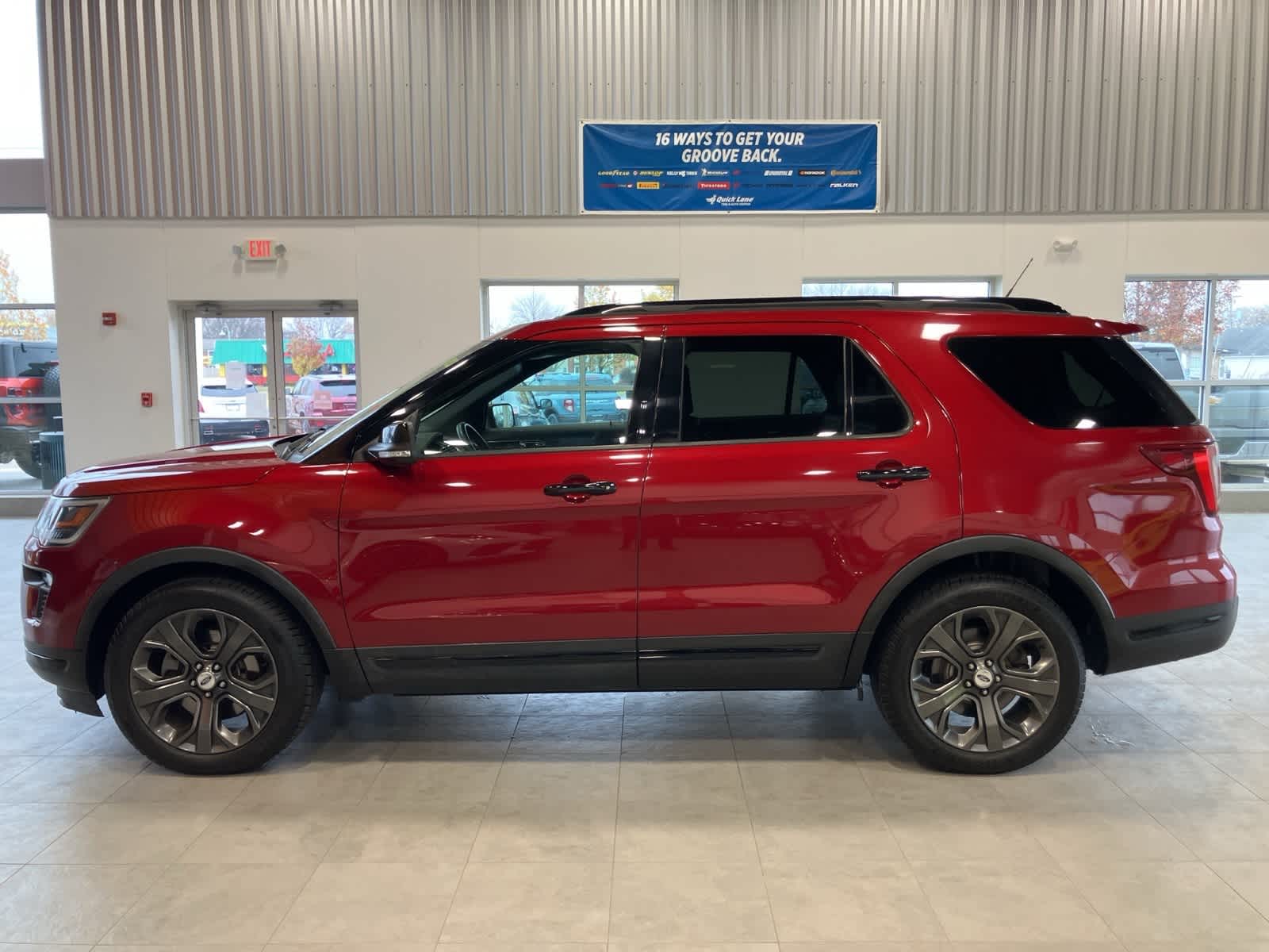 Thumbnail: 2018 Ford Explorer - 8