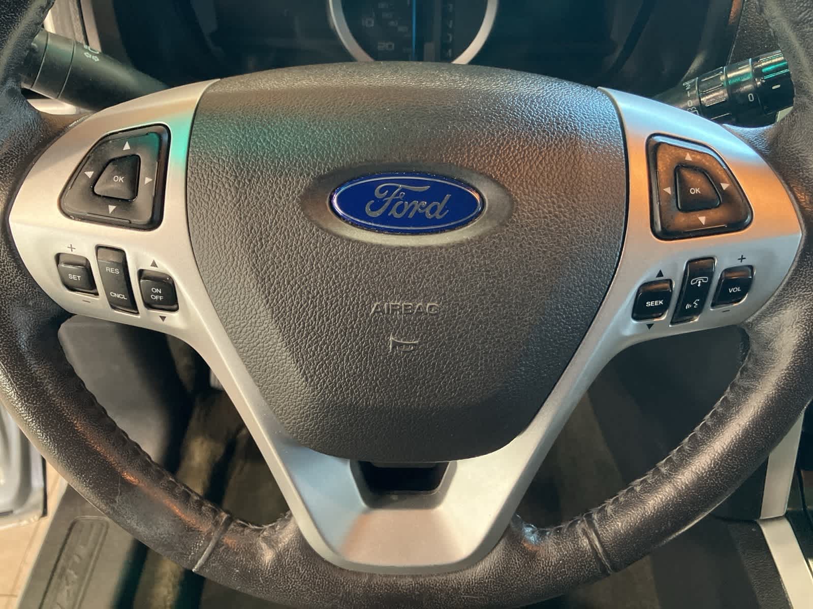 Thumbnail: 2015 Ford Explorer - 16