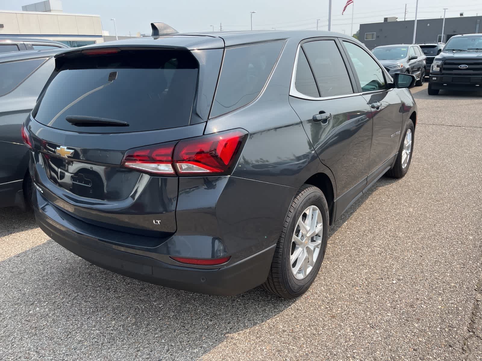 Thumbnail: 2023 Chevrolet Equinox - 10