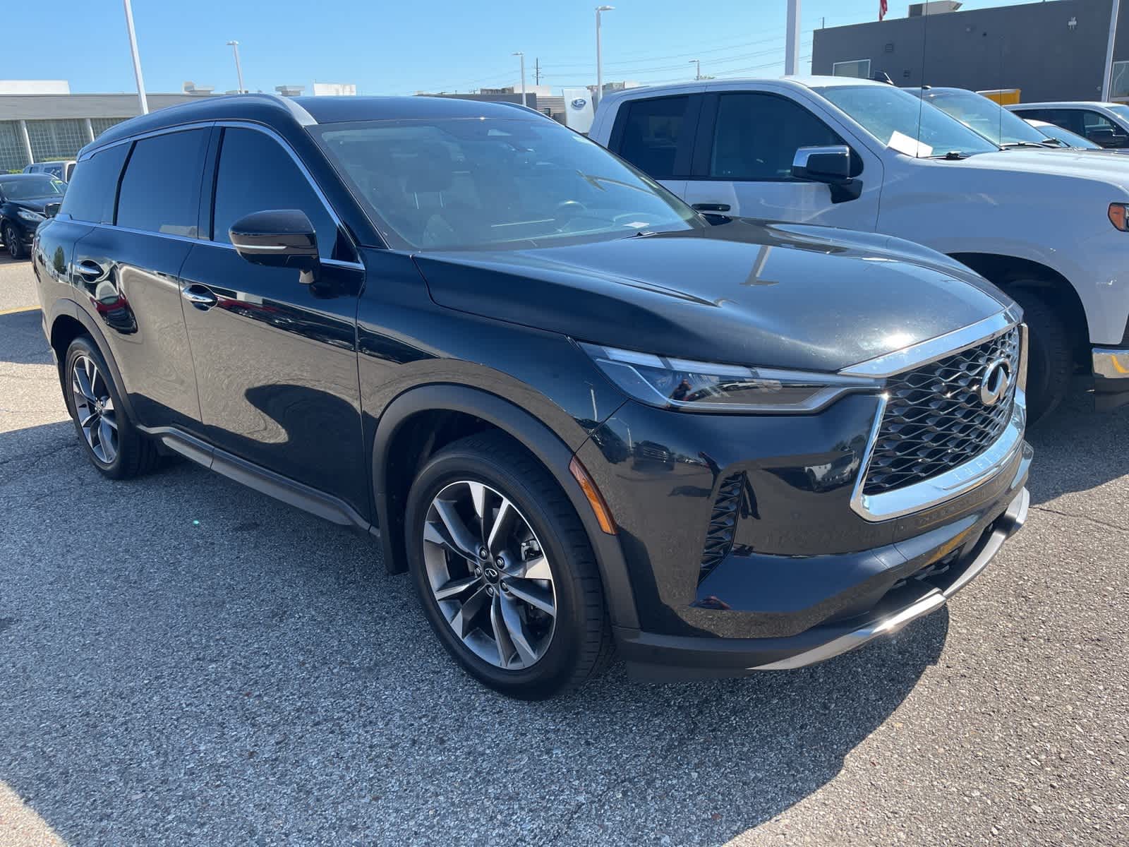 Thumbnail: 2022 INFINITI QX60 - 17