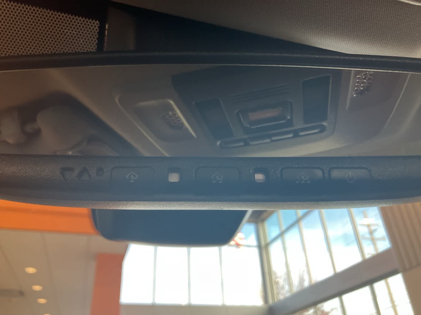 Thumbnail: 2019 Toyota Camry - 24