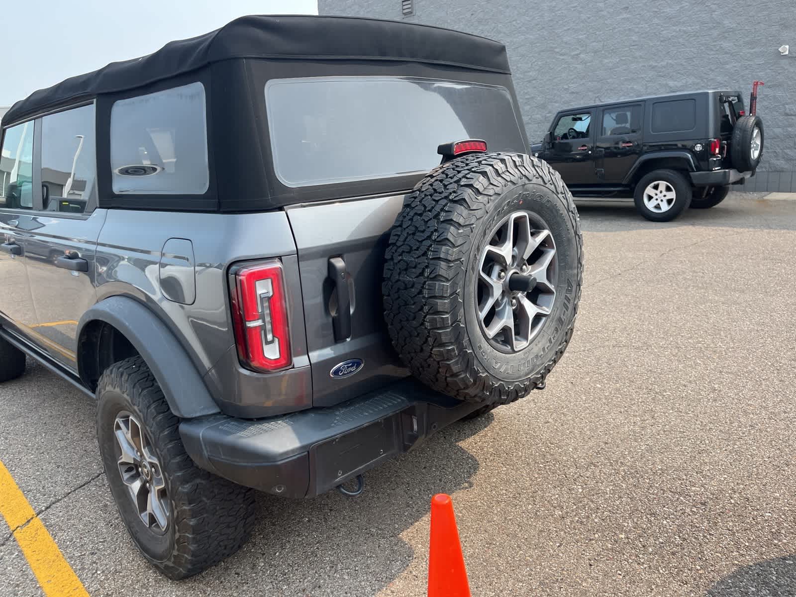 Thumbnail: 2022 Ford Bronco - 10