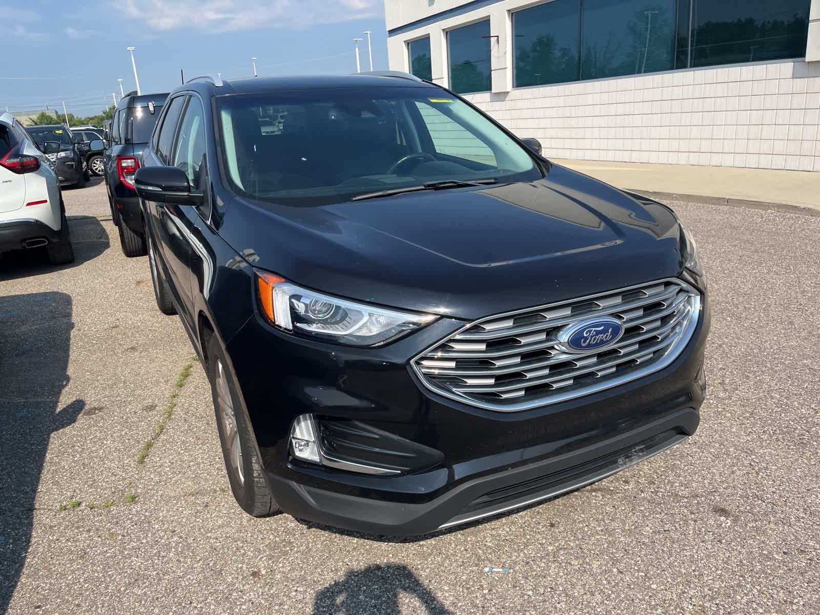 Thumbnail: 2020 Ford Edge - 18