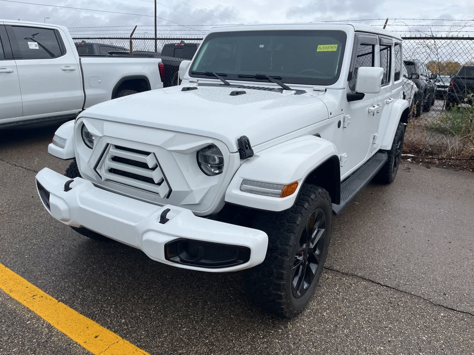Thumbnail: 2021 Jeep Wrangler - 3
