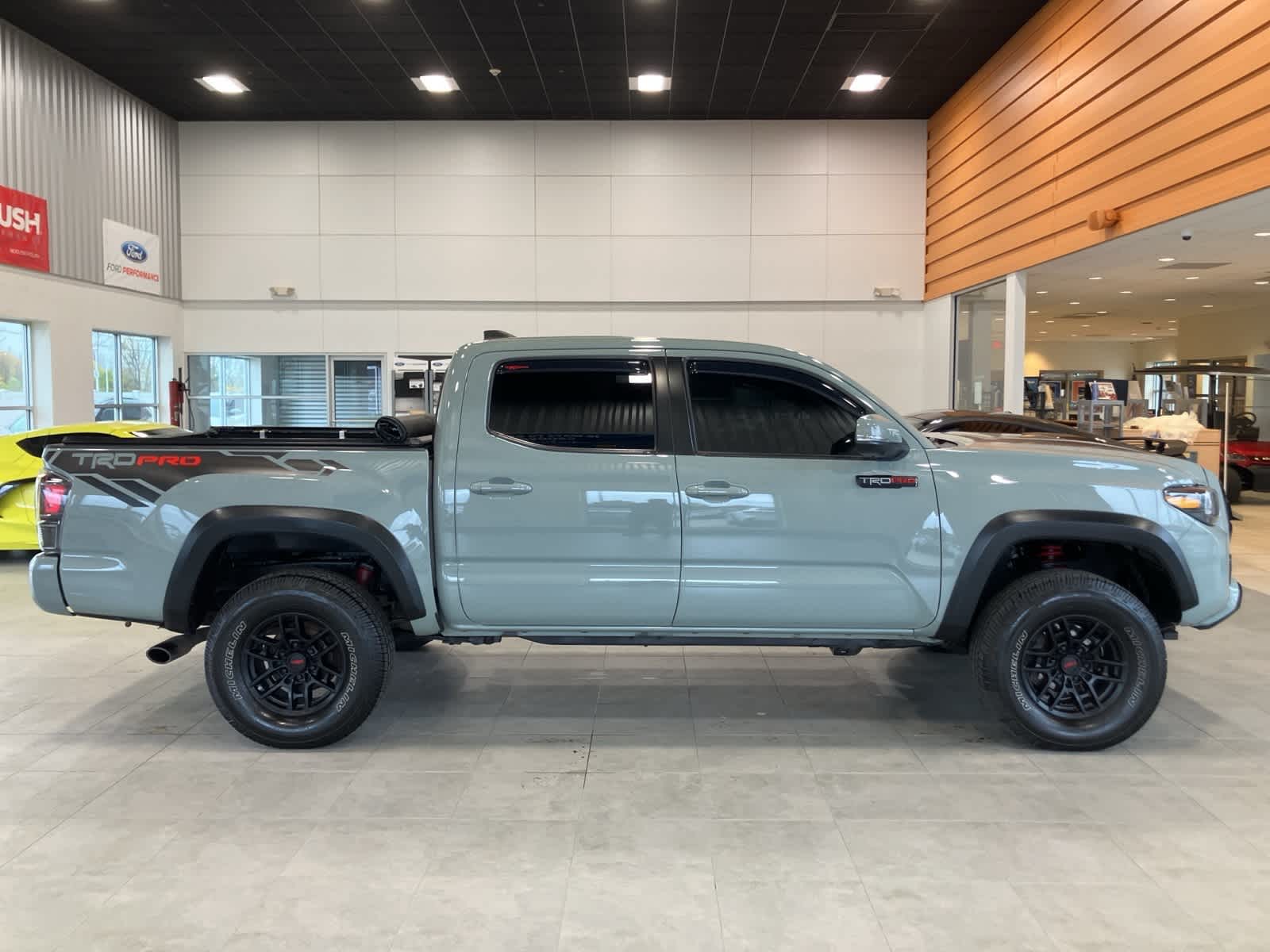Thumbnail: 2021 Toyota Tacoma - 4