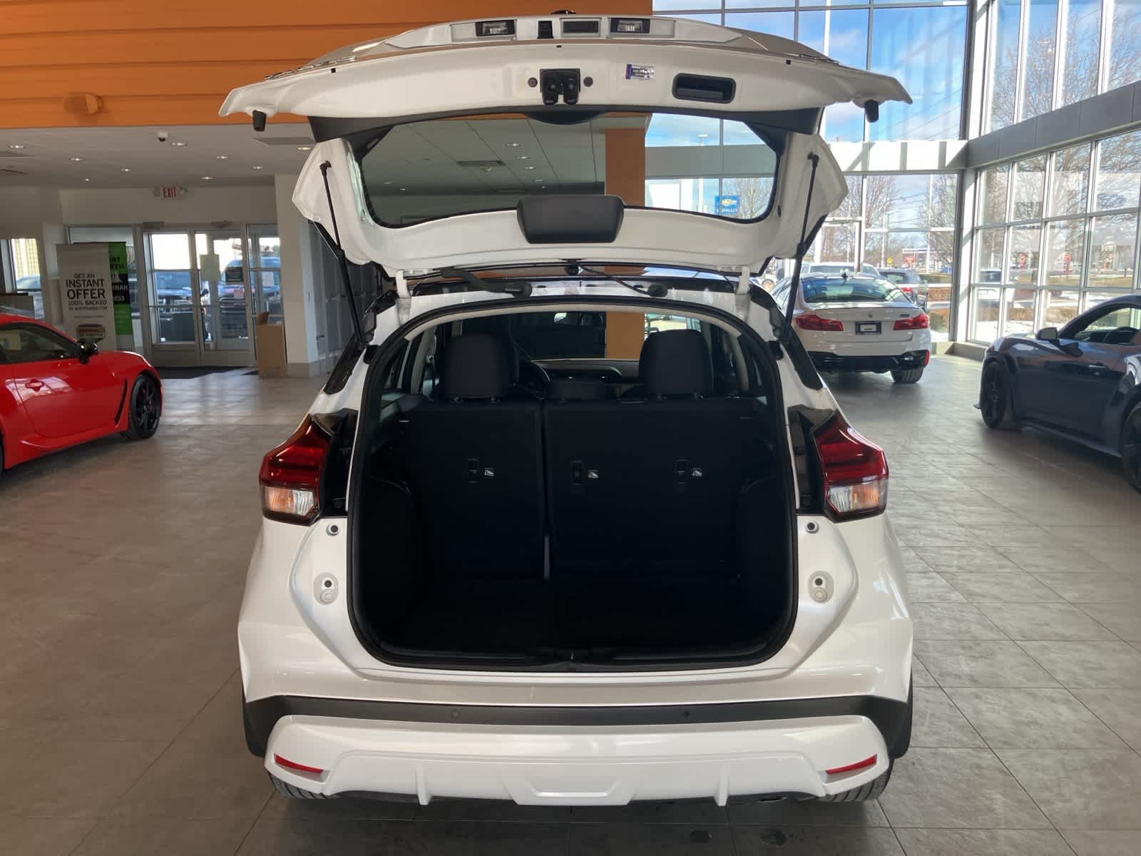 Thumbnail: 2023 Nissan Kicks - 25