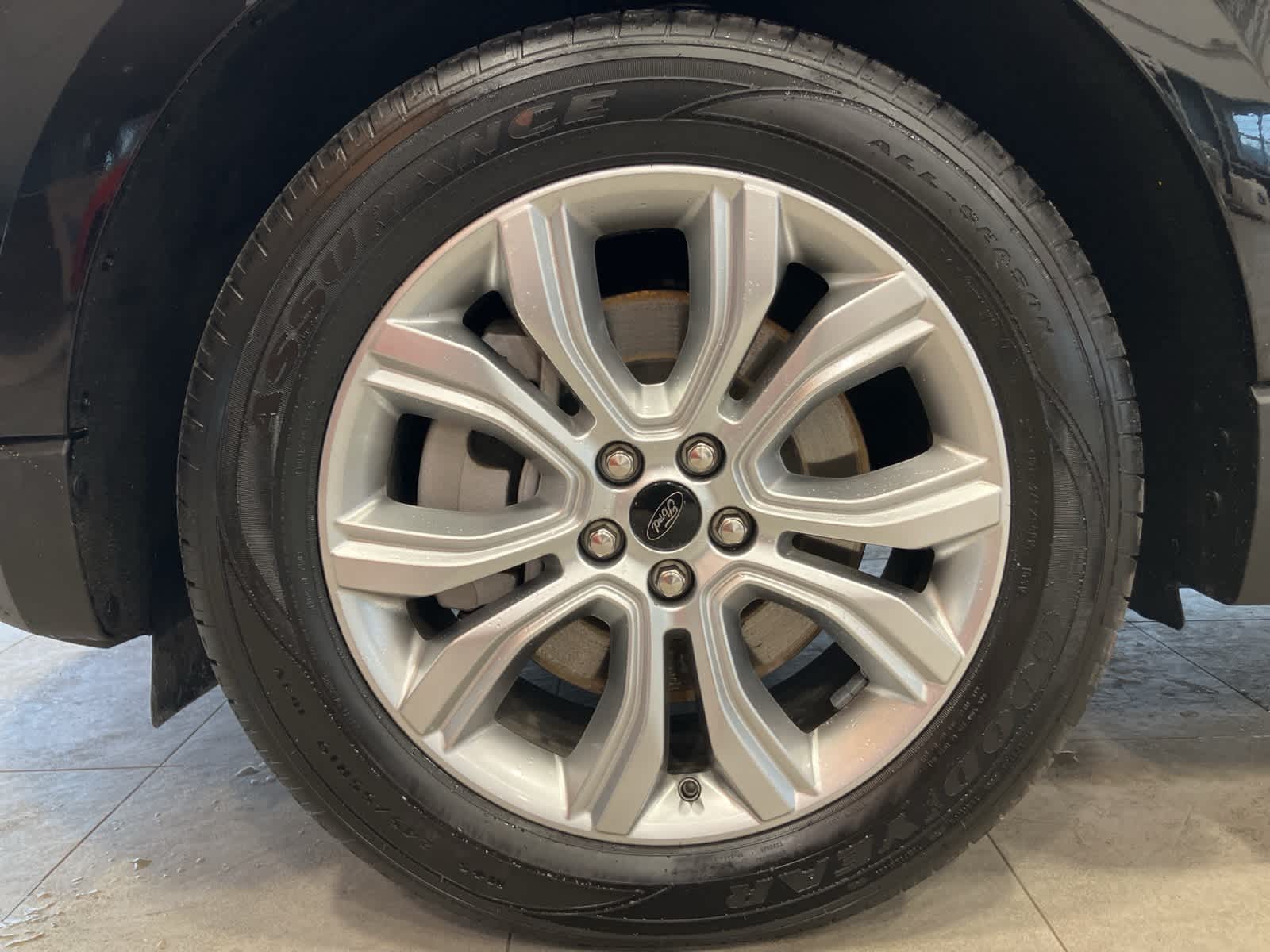 Thumbnail: 2023 Ford Edge - 9