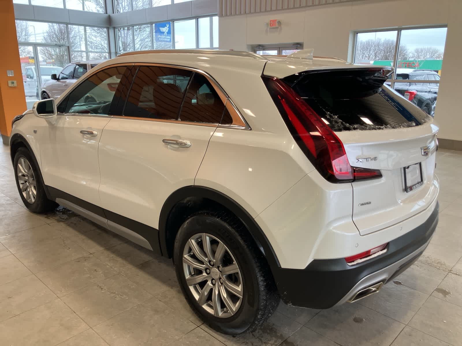 Thumbnail: 2021 Cadillac XT4 - 7