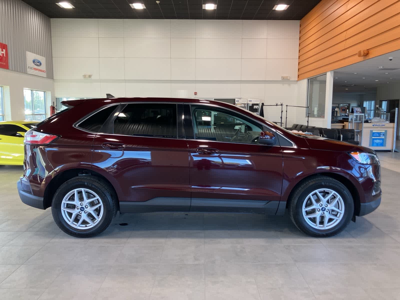 Thumbnail: 2022 Ford Edge - 4