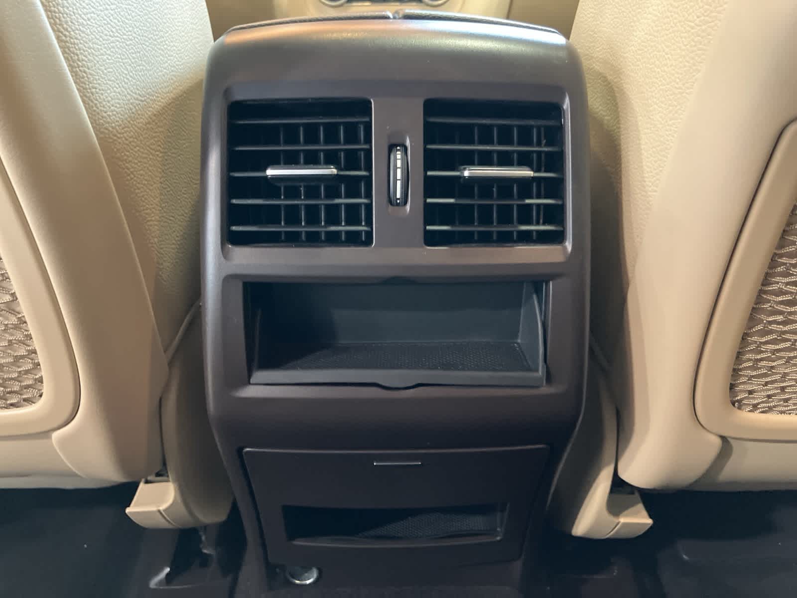 Thumbnail: 2018 Mercedes-Benz GLE - 27