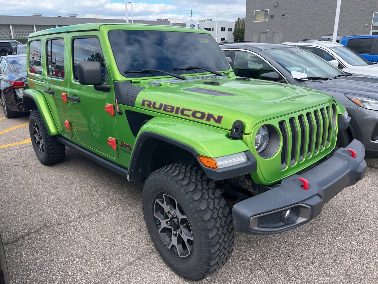 Thumbnail: 2019 Jeep Wrangler - 17