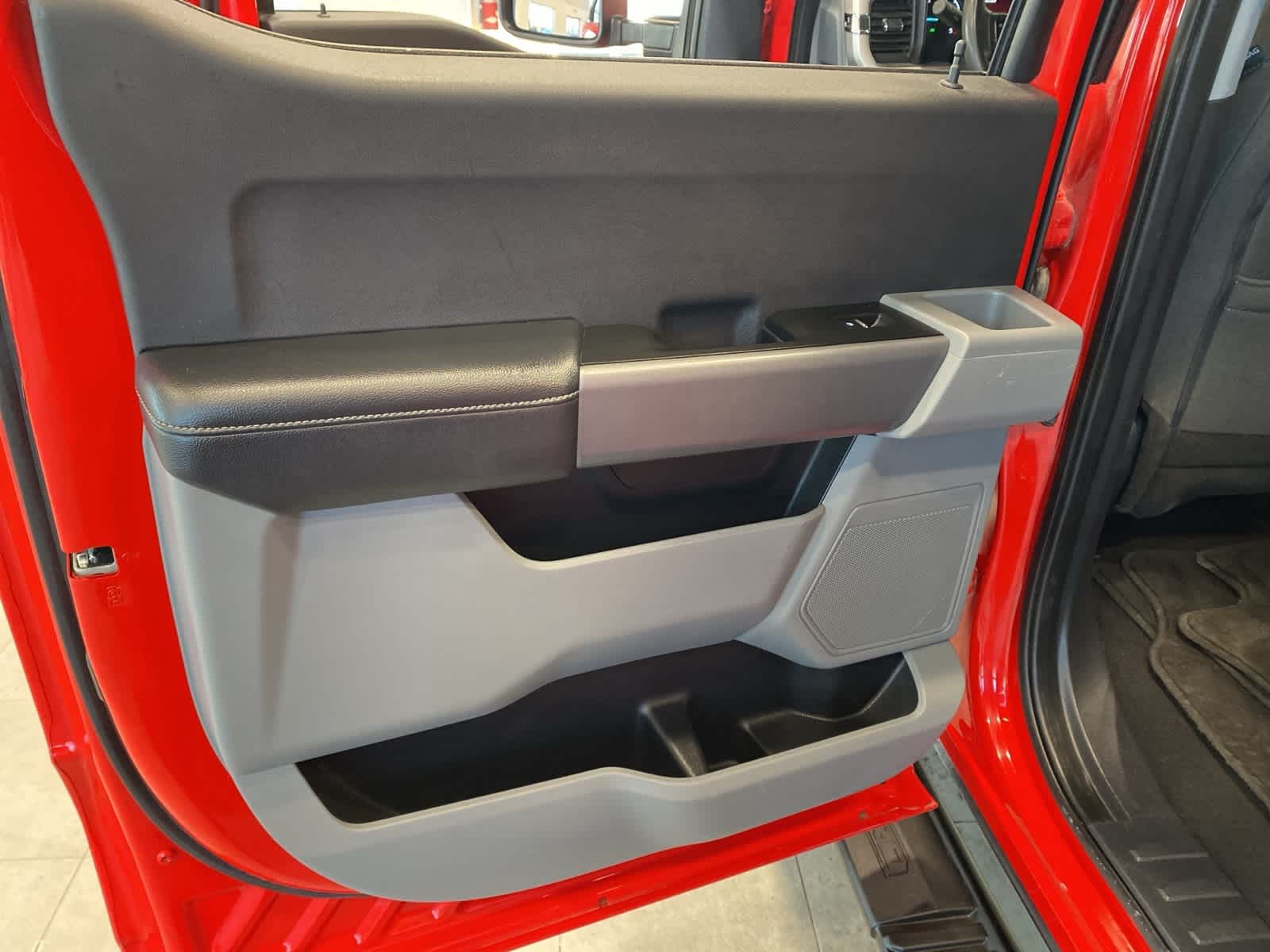 Thumbnail: 2024 Ford Econoline - 26