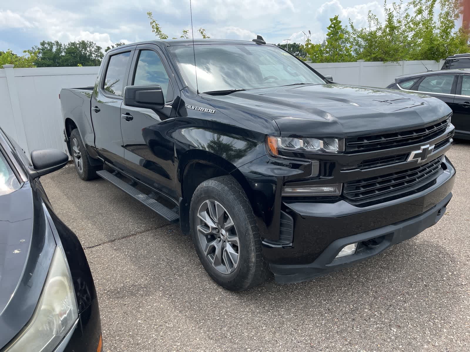 Thumbnail: 2021 Chevrolet Silverado 1500 - 16