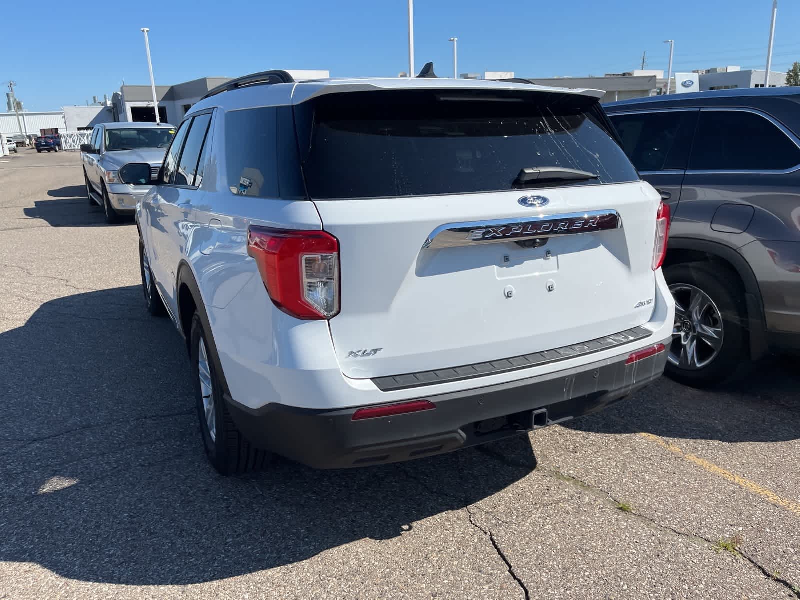 Thumbnail: 2022 Ford Explorer - 9