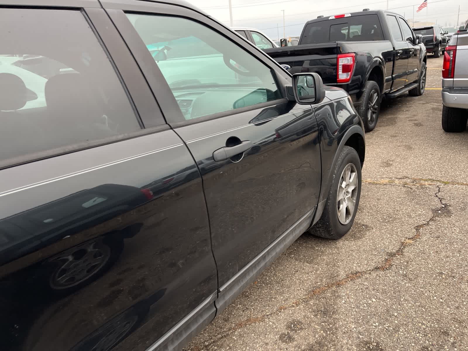 Thumbnail: 2013 Ford Explorer - 18