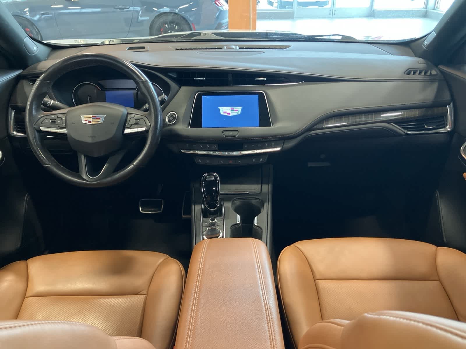 Thumbnail: 2023 Cadillac XT4 - 25