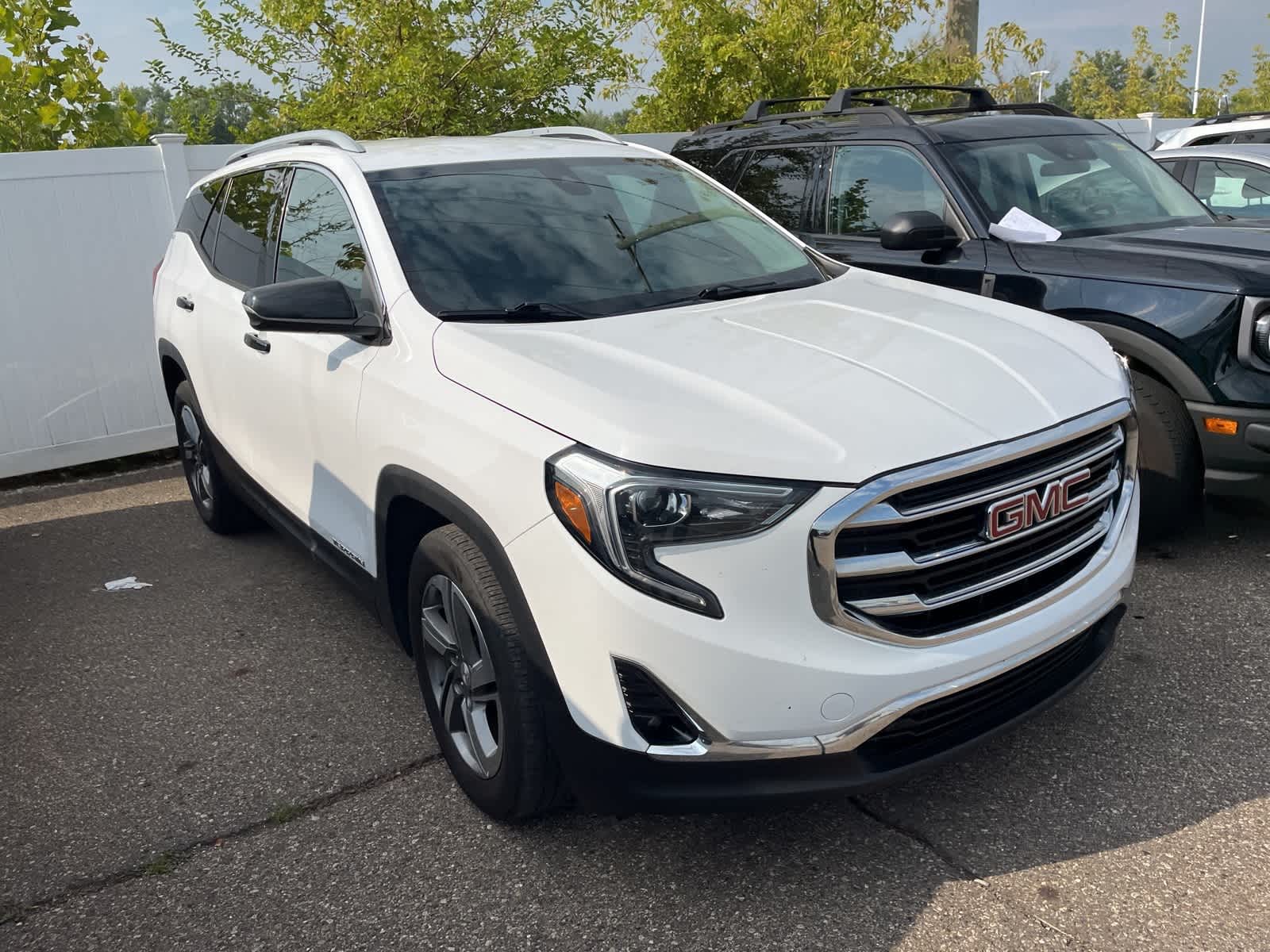 Thumbnail: 2020 GMC Terrain - 16