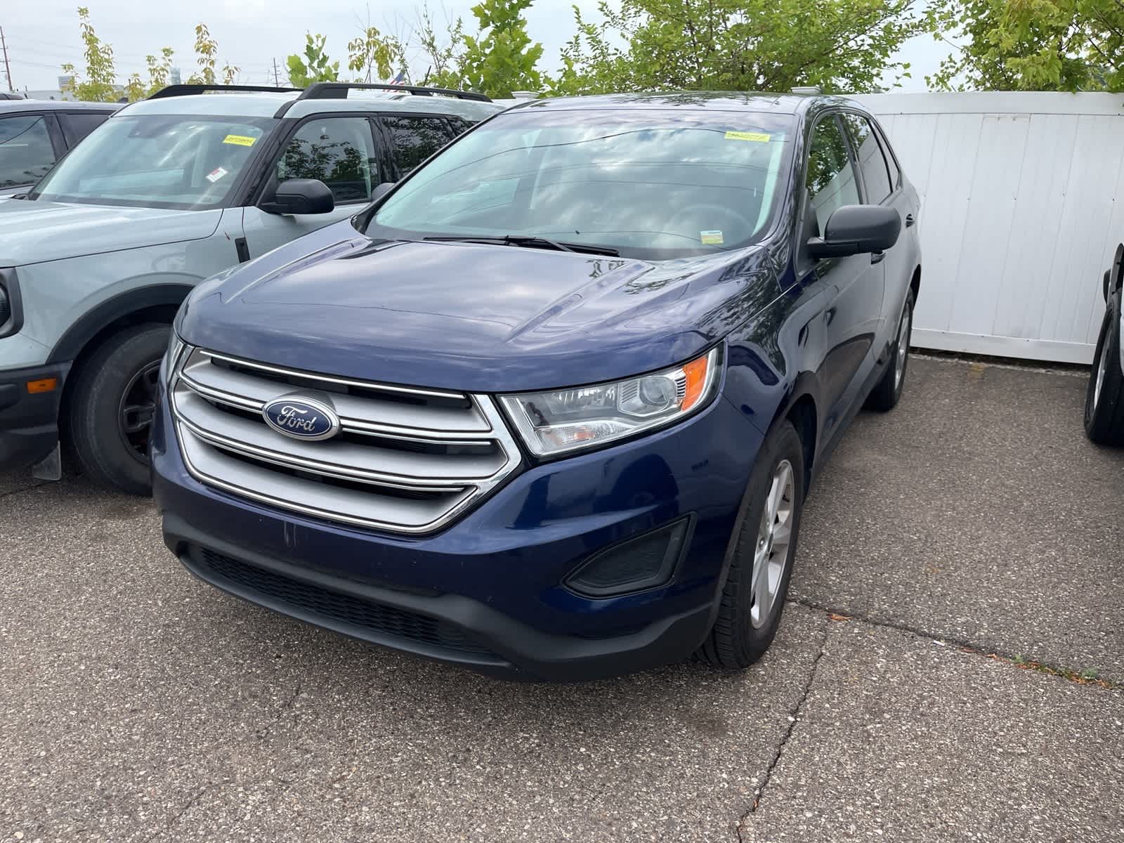 Thumbnail: 2016 Ford Edge - 2