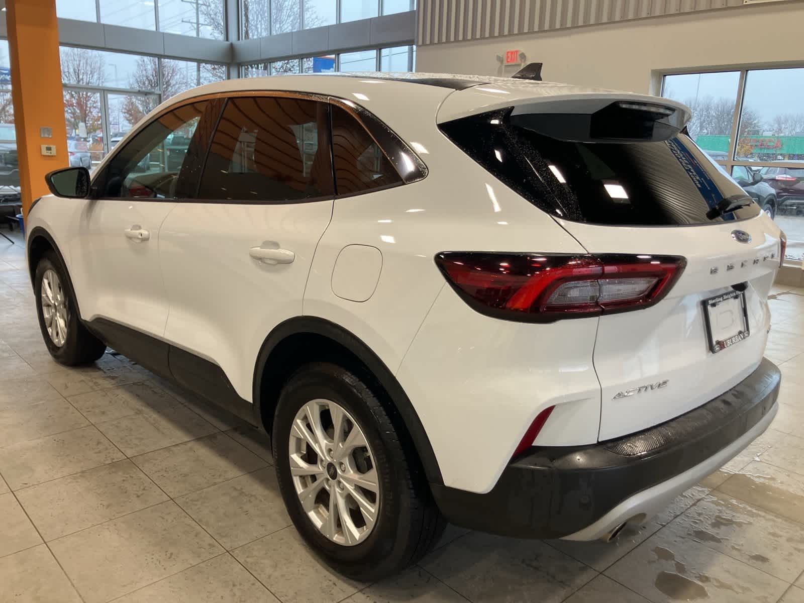 Thumbnail: 2023 Ford Escape - 7