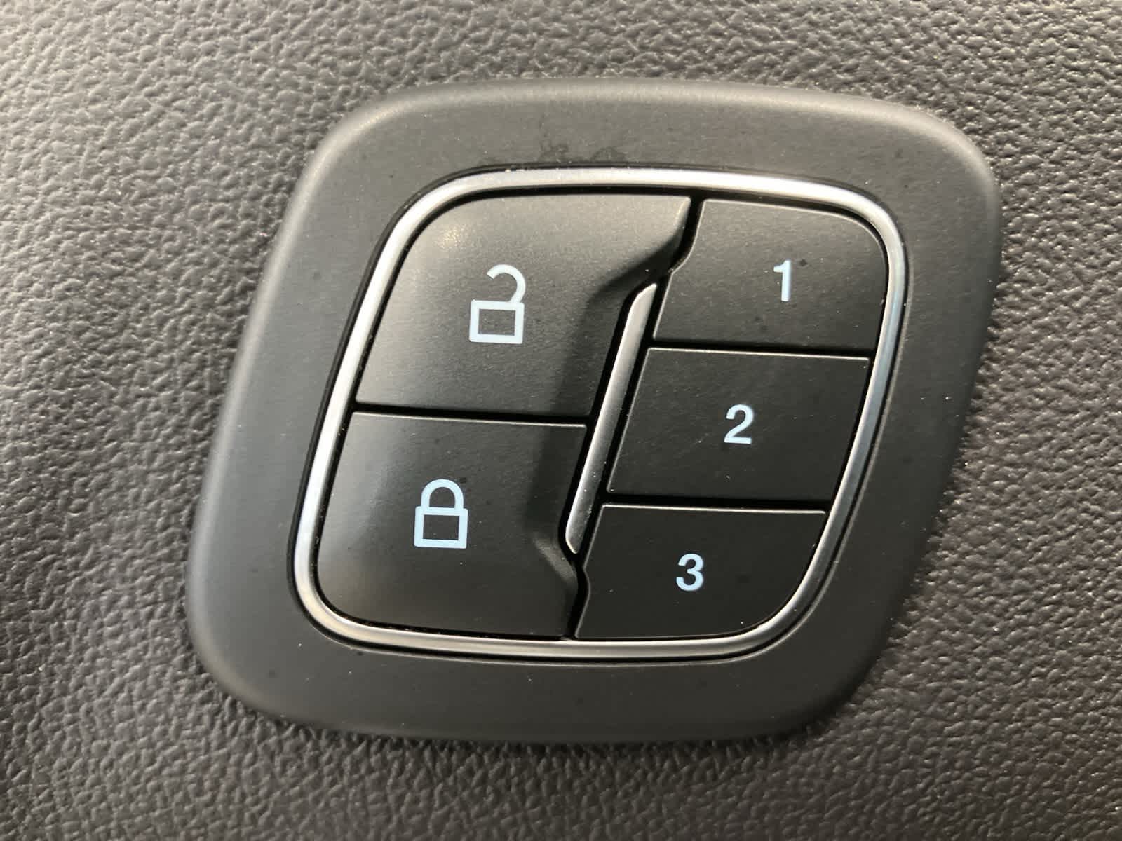 Thumbnail: 2021 Ford Escape - 14