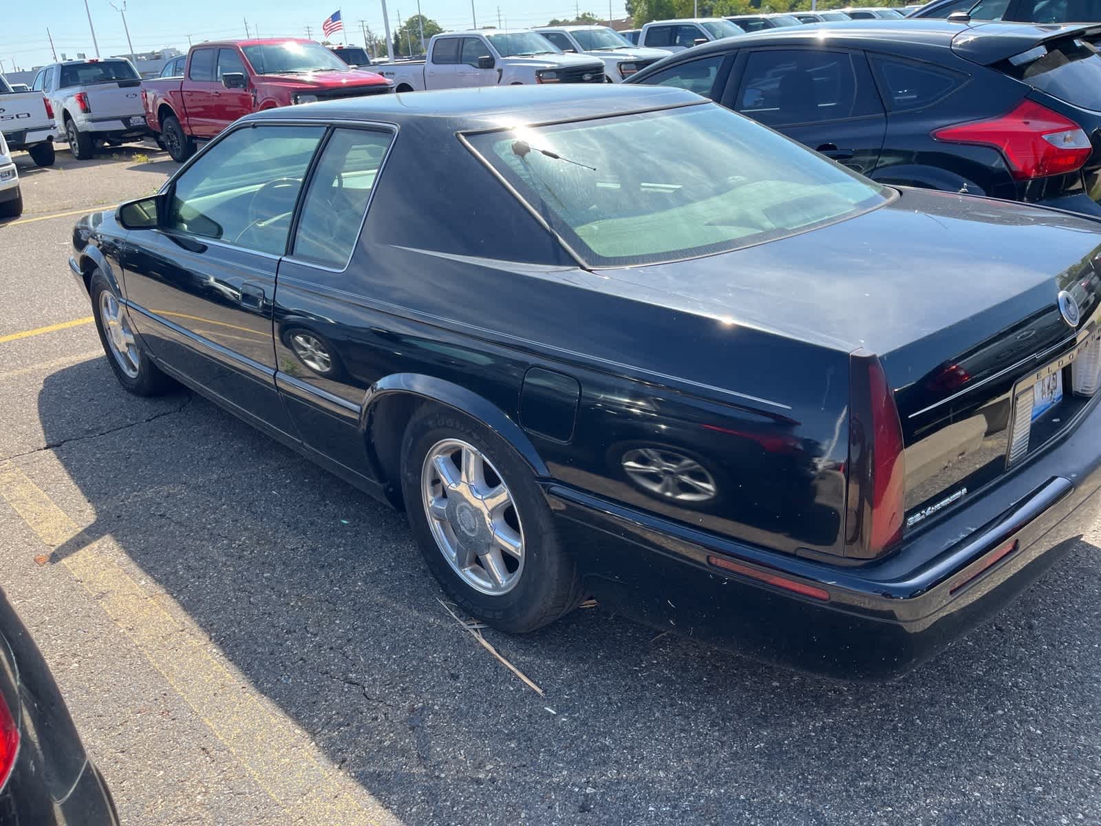 Thumbnail: 2002 Cadillac Eldorado - 9