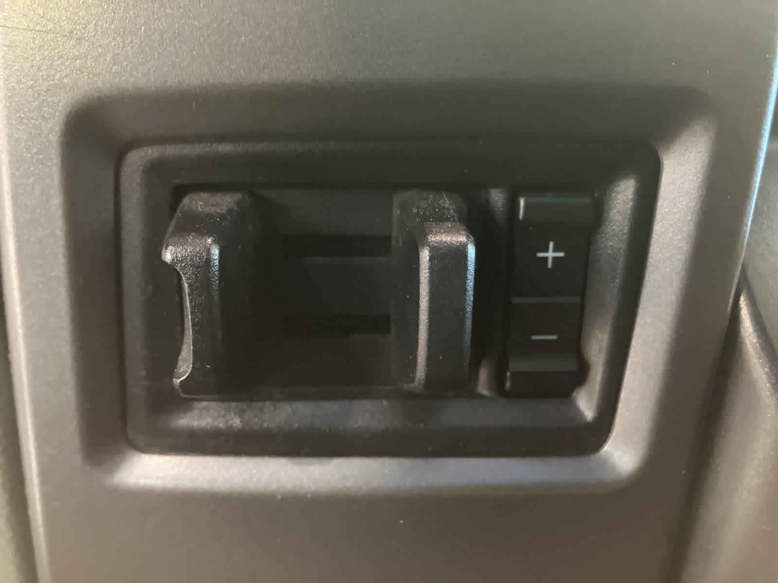 Thumbnail: 2017 Ford Econoline - 17