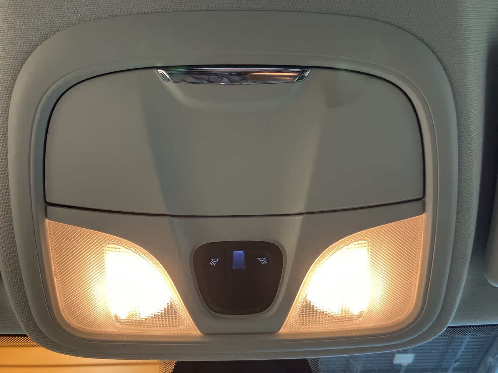 Thumbnail: 2020 Jeep Cherokee - 22