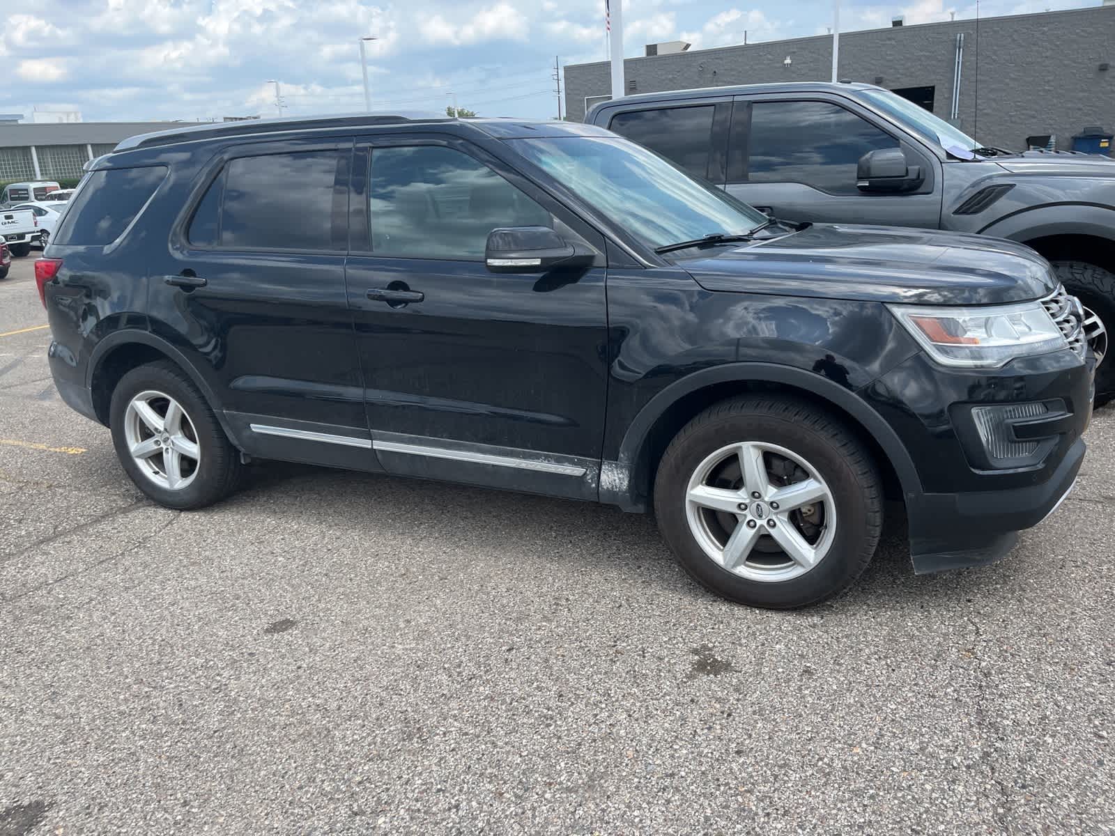2016 Ford Explorer XLT 15