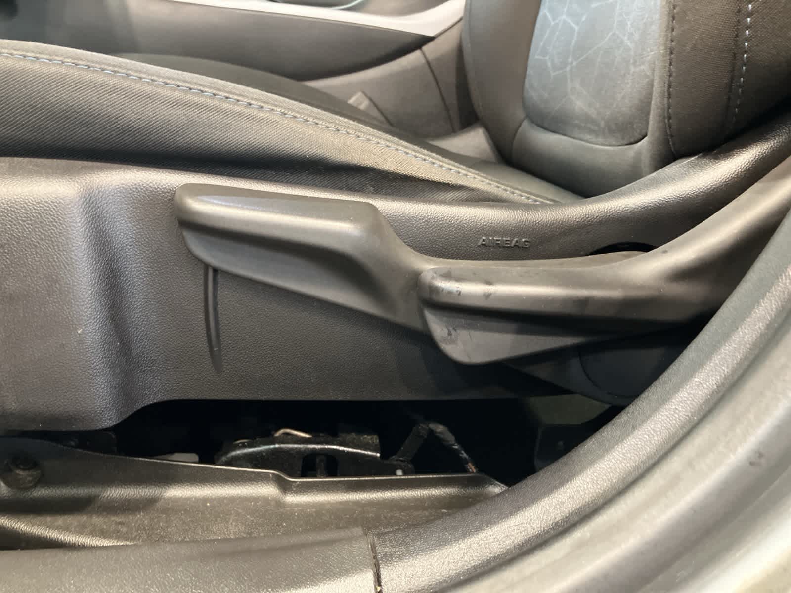 Thumbnail: 2017 Chevrolet Volt - 12