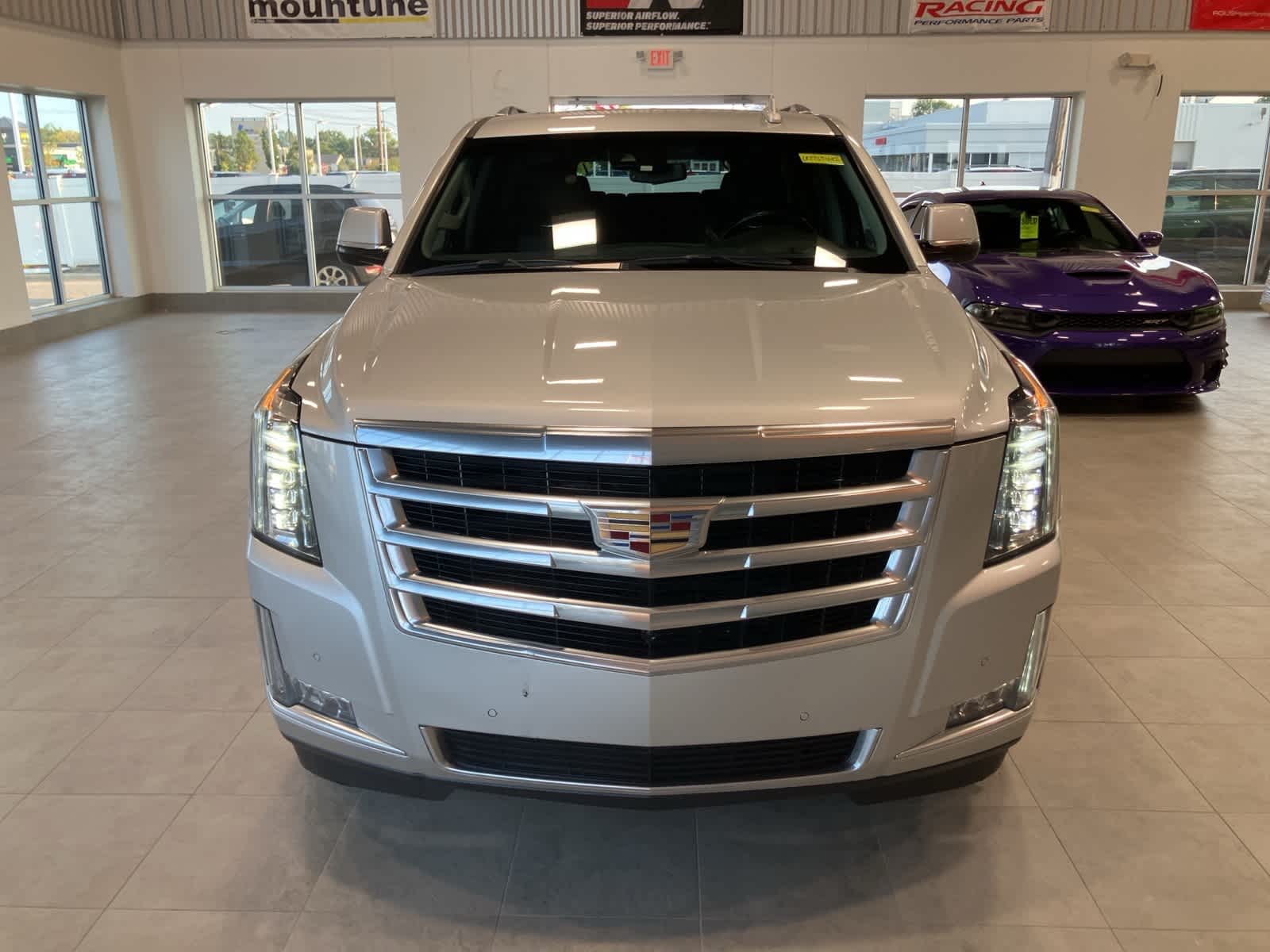 Thumbnail: 2020 Cadillac Escalade - 2