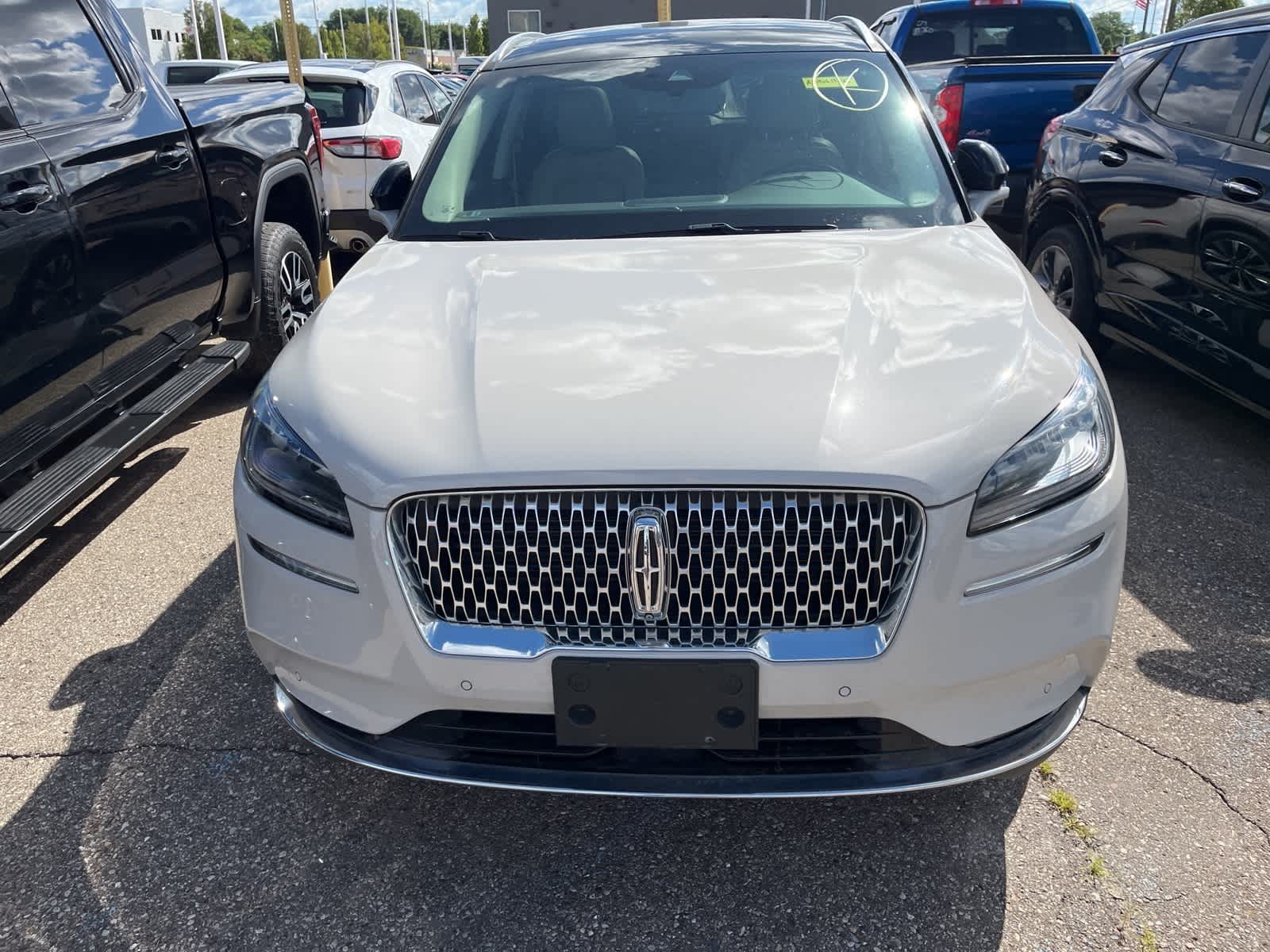 Thumbnail: 2021 Lincoln Corsair - 20
