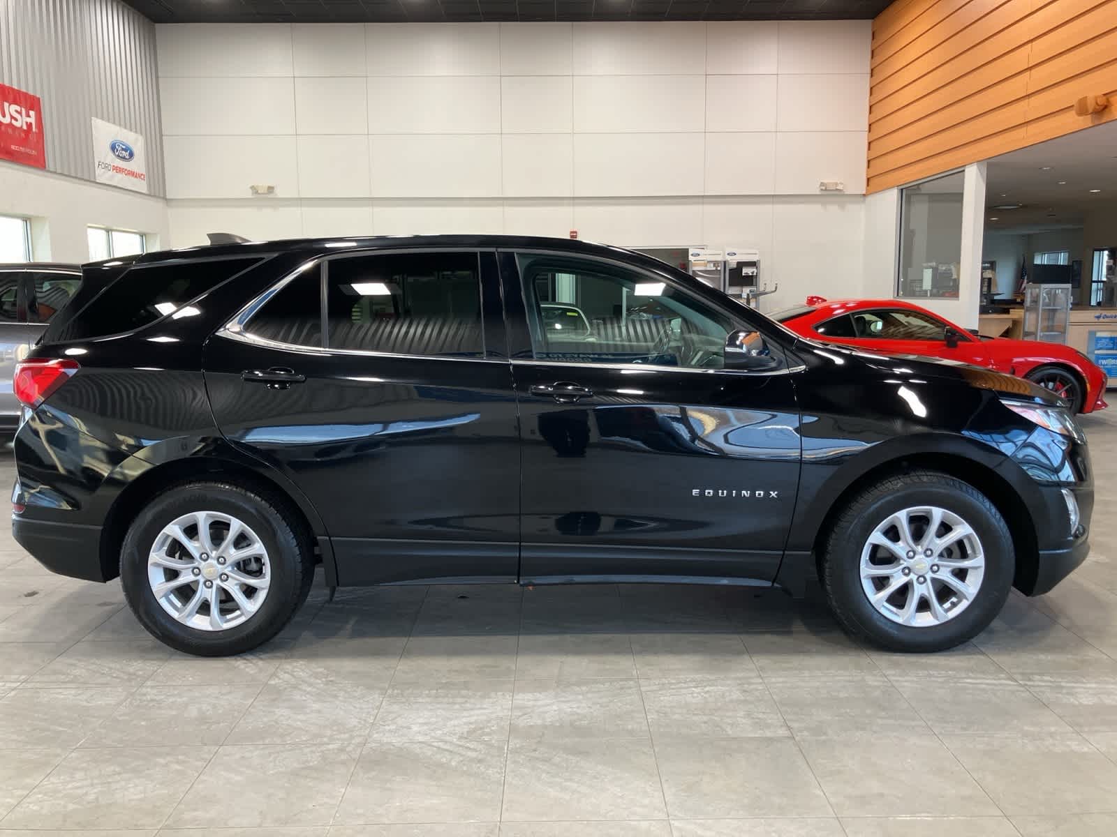 Thumbnail: 2018 Chevrolet Equinox - 4