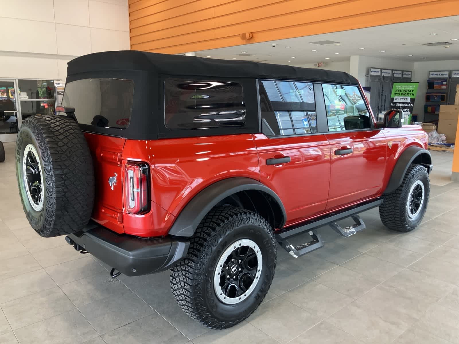 Thumbnail: 2022 Ford Bronco - 5